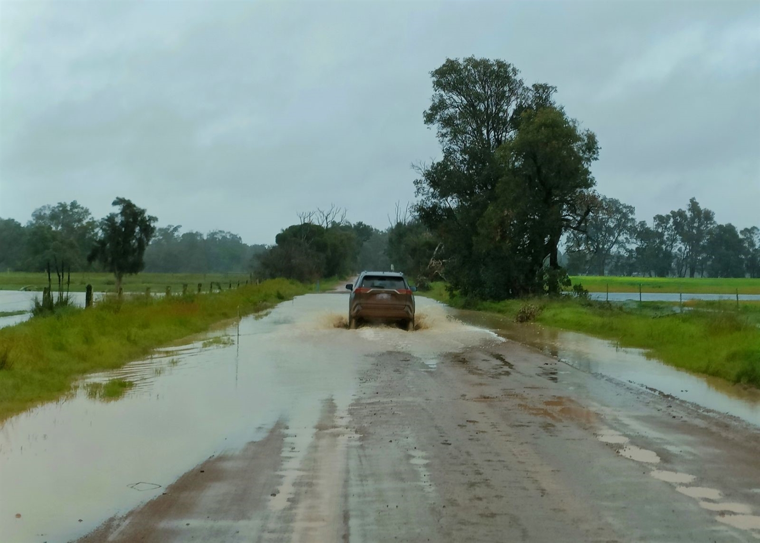 Weld road flooding 1